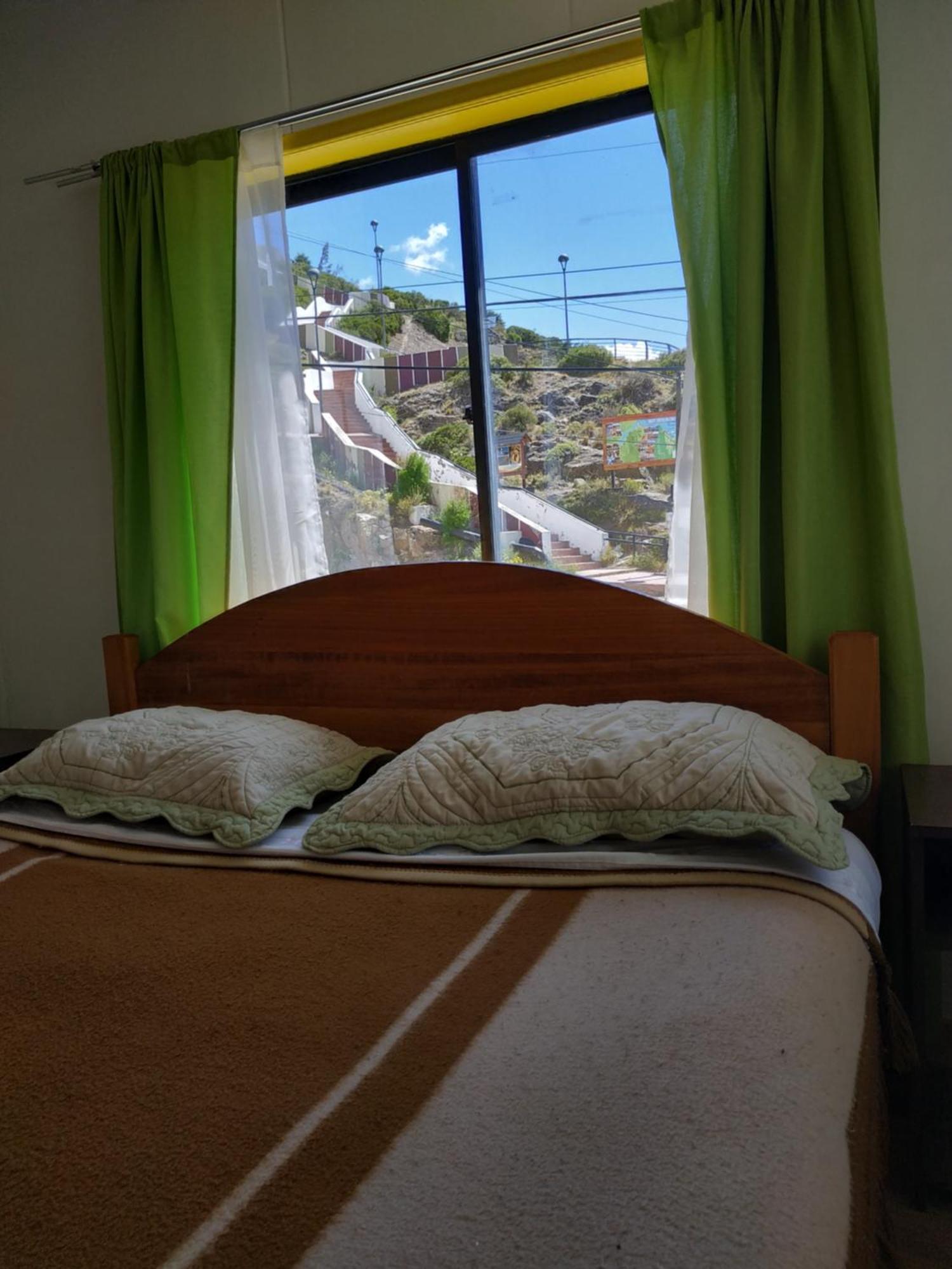Posada De La Luna Hostel Chile Chico Bagian luar foto